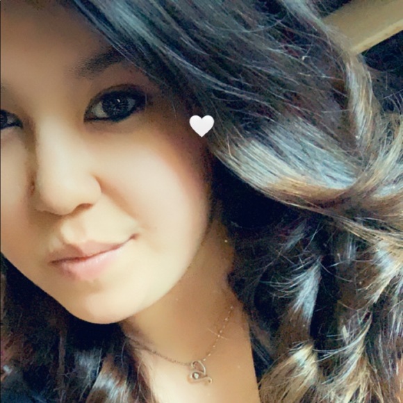 Meet your Posher, Angela - Picture 1 of 1